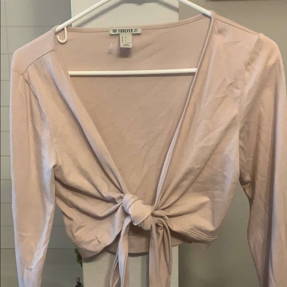 Long sleeve low cut crop top
